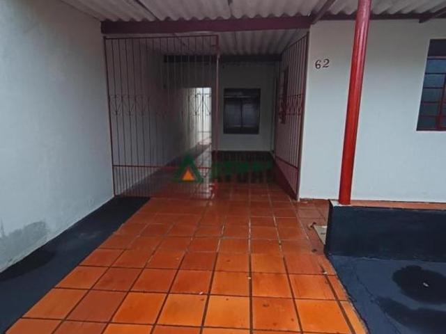 Casa venda em Região Geográfica Imediata de Londrina, Londrina