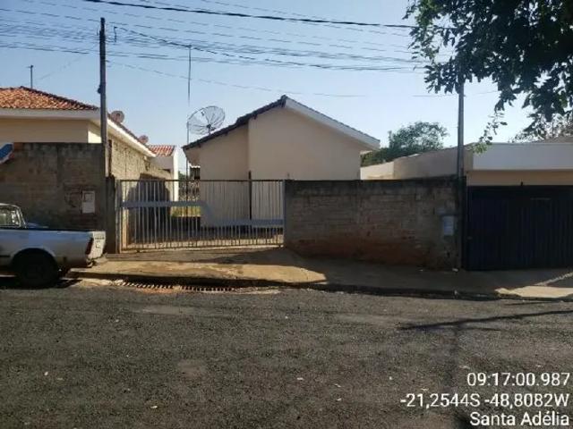 Casa venda em Santa Adélia