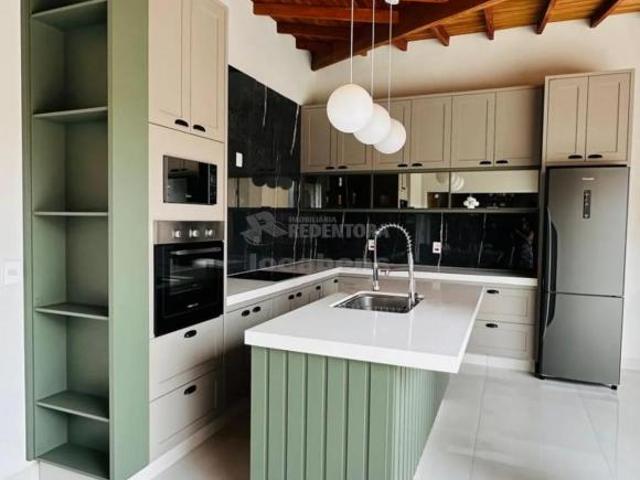 Casa venda em Região Imediata de São José do Rio Preto, Região Metropolitana de São José do Rio Preto