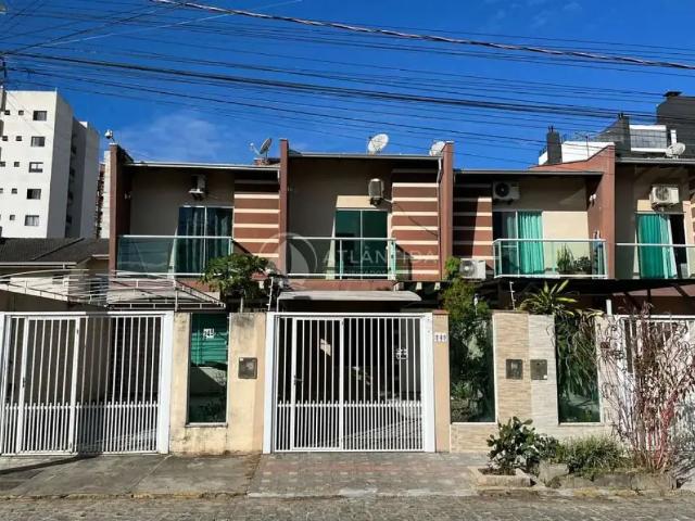 Casa aluguel em Região Geográfica Imediata de Itajaí, Camboriú