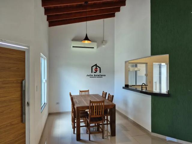 Casa venda em Região Imediata de Taubaté-Pindamonhangaba, Região Metropolitana do Vale do Paraíba e Litoral Norte
