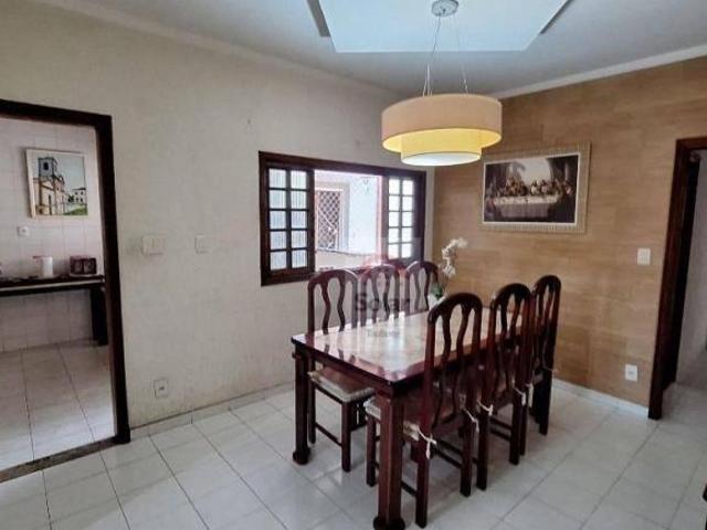 Casa venda em Região Imediata de Taubaté-Pindamonhangaba, Região Metropolitana do Vale do Paraíba e Litoral Norte