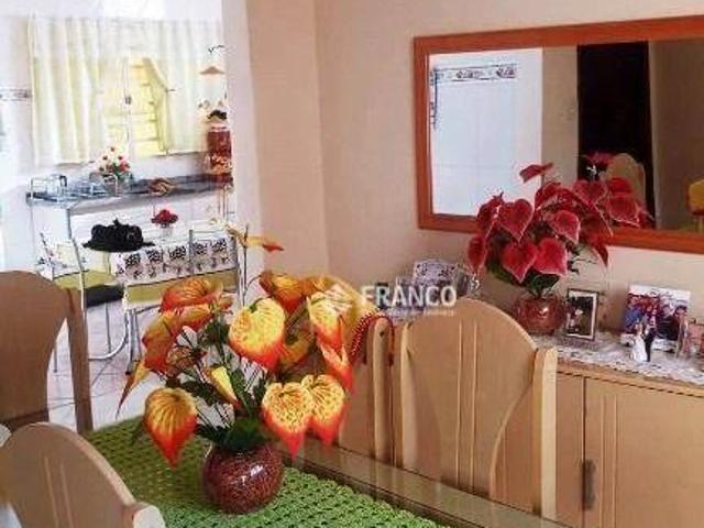 Casa venda em Região Imediata de Taubaté-Pindamonhangaba, Região Metropolitana do Vale do Paraíba e Litoral Norte