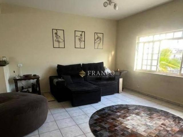 Casa venda em Região Imediata de Taubaté-Pindamonhangaba, Região Metropolitana do Vale do Paraíba e Litoral Norte