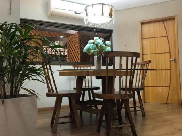 Casa venda em Jardim Indusville, Londrina