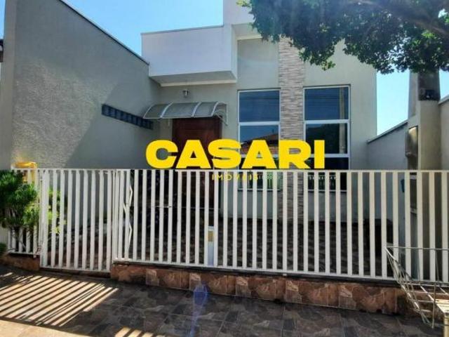 Casa venda em Iperó