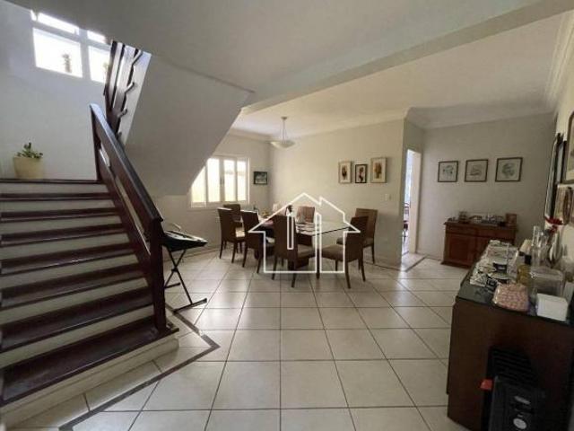 Casa venda em Região Imediata de São José dos Campos, Região Metropolitana do Vale do Paraíba e Litoral Norte
