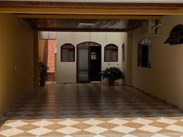 Casa venda em Região Imediata de São José dos Campos, Região Metropolitana do Vale do Paraíba e Litoral Norte