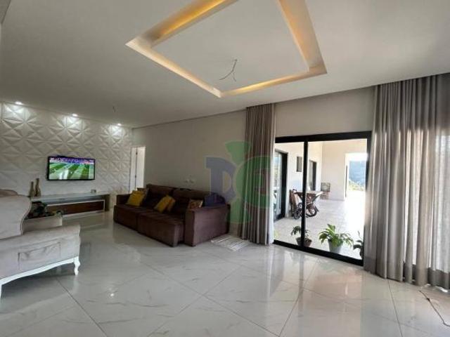 Casa venda em Região Imediata de São José dos Campos, Região Metropolitana do Vale do Paraíba e Litoral Norte