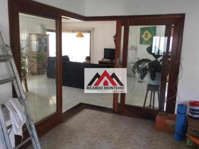 Casa venda em Região Imediata de Taubaté-Pindamonhangaba, Região Metropolitana do Vale do Paraíba e Litoral Norte