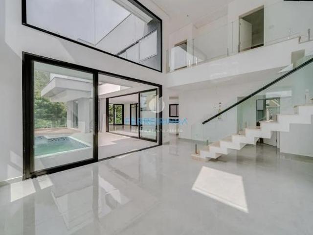 Casa venda em Região Imediata de São José dos Campos, Região Metropolitana do Vale do Paraíba e Litoral Norte