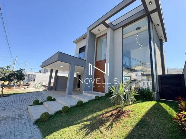 Casa venda em Região Imediata de São José dos Campos, Região Metropolitana do Vale do Paraíba e Litoral Norte