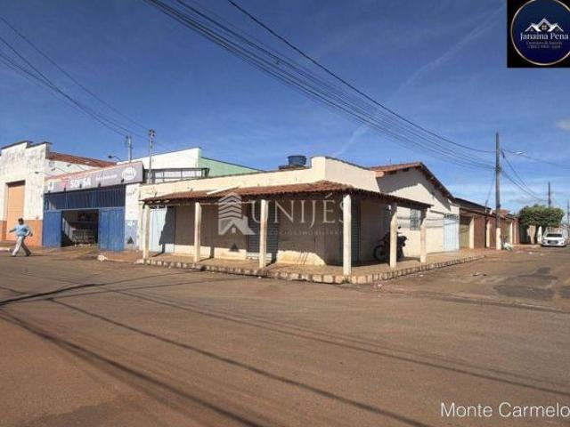 Casa venda em Região Geográfica Imediata de Monte Carmelo, Monte Carmelo