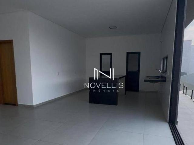 Casa venda em Região Imediata de São José dos Campos, Região Metropolitana do Vale do Paraíba e Litoral Norte