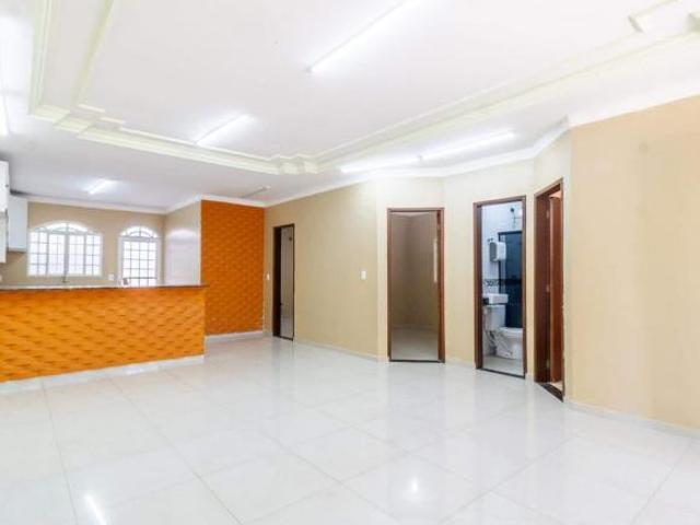 Casa venda em Região Geográfica Imediata do Distrito Federal, Região Integrada de Desenvolvimento do Distrito Federal e Entorno