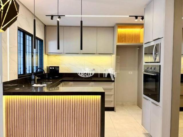 Casa venda em Região Geográfica Imediata de Londrina, Londrina