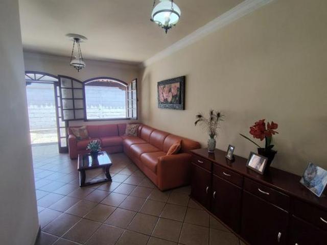 Casa venda em Região Geográfica Imediata de Belo Horizonte, Região Metropolitana de Belo Horizonte