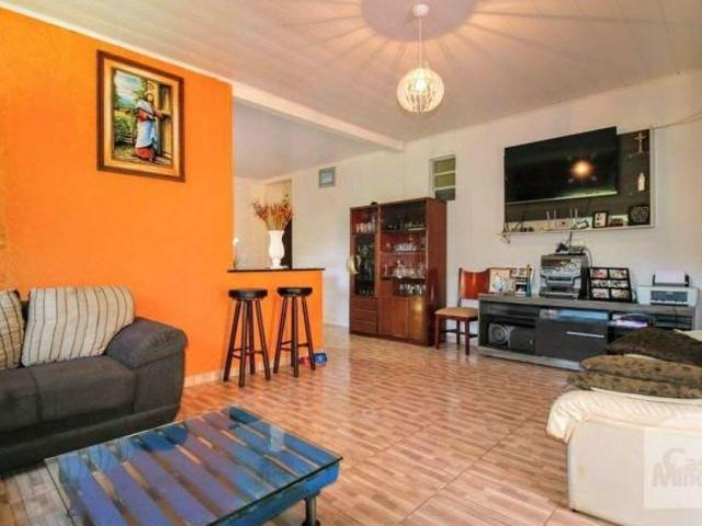 Casa venda em Região Geográfica Imediata de Belo Horizonte, Região Metropolitana de Belo Horizonte
