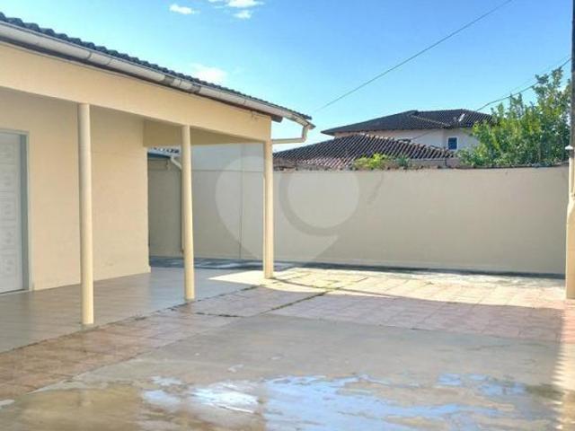 Casa venda em Região Imediata de Santos, Região Metropolitana da Baixada Santista