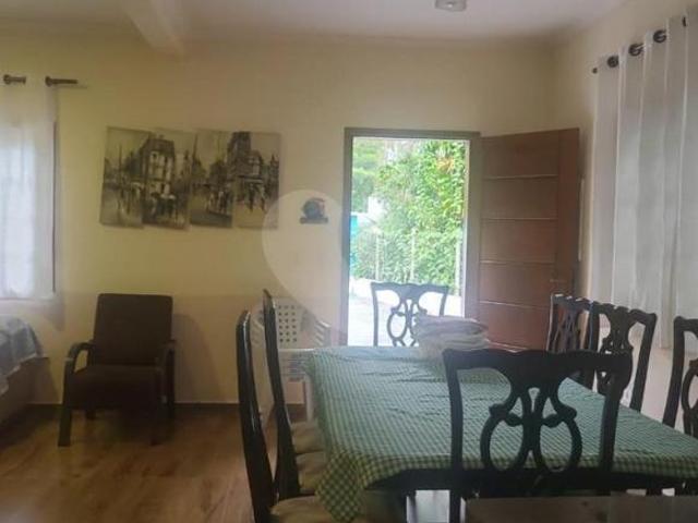 Casa venda em Região Imediata de Santos, Região Metropolitana da Baixada Santista