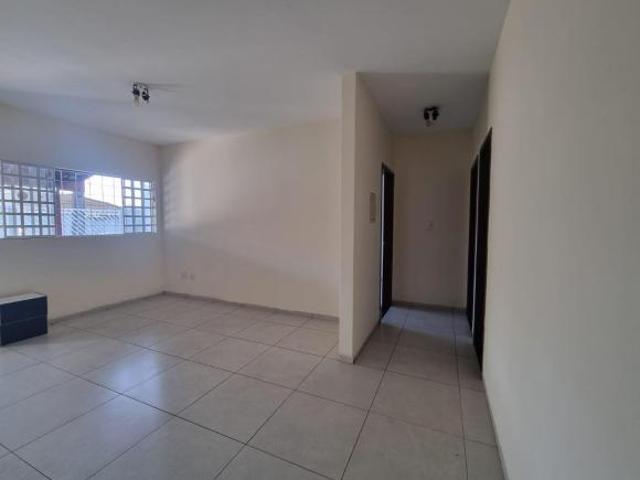Casa venda em Região Geográfica Imediata de Londrina, Londrina