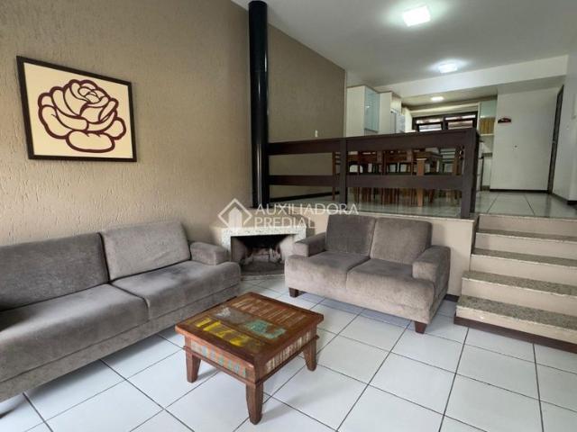 Casa aluguel em Região Geográfica Imediata de Florianópolis, Garopaba