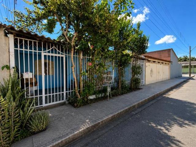 Casa venda em Região Geográfica Imediata do Distrito Federal, Região Integrada de Desenvolvimento do Distrito Federal e Entorno