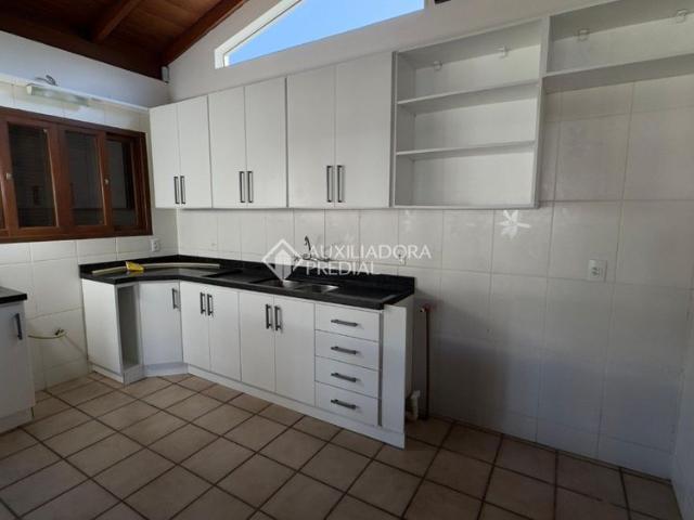 Casa aluguel em Região Geográfica Imediata de Florianópolis, Garopaba