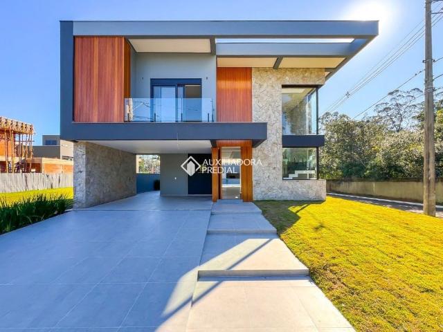 Casa aluguel em Região Geográfica Imediata de Porto Alegre, Região Metropolitana de Porto Alegre