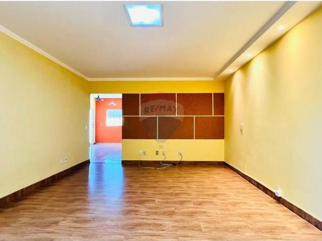 Casa aluguel em Região Geográfica Imediata do Distrito Federal, Região Integrada de Desenvolvimento do Distrito Federal e Entorno