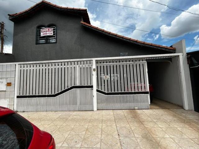 Casa venda em Região Geográfica Imediata de Luziânia, Região Integrada de Desenvolvimento do Distrito Federal e Entorno