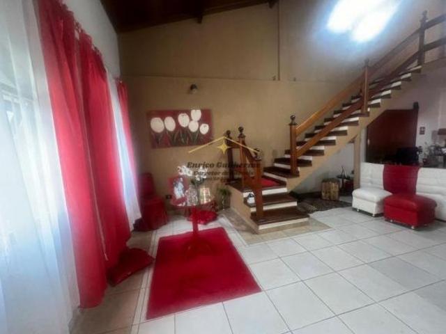Casa venda em Região Imediata de Taubaté-Pindamonhangaba, Região Metropolitana do Vale do Paraíba e Litoral Norte