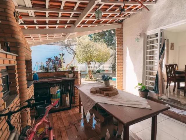 Casa venda em Região Imediata de Guaratinguetá, Região Metropolitana do Vale do Paraíba e Litoral Norte