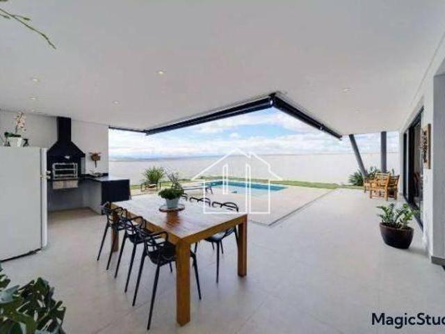Casa venda em Região Imediata de São José dos Campos, Região Metropolitana do Vale do Paraíba e Litoral Norte