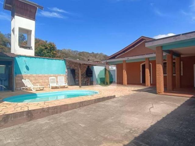Casa venda em Região Imediata de Taubaté-Pindamonhangaba, Região Metropolitana do Vale do Paraíba e Litoral Norte