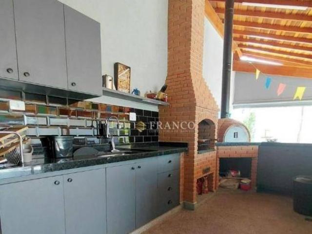 Casa venda em Região Imediata de Taubaté-Pindamonhangaba, Região Metropolitana do Vale do Paraíba e Litoral Norte
