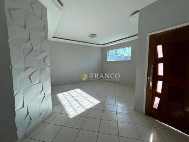 Casa venda em Região Imediata de Taubaté-Pindamonhangaba, Região Metropolitana do Vale do Paraíba e Litoral Norte