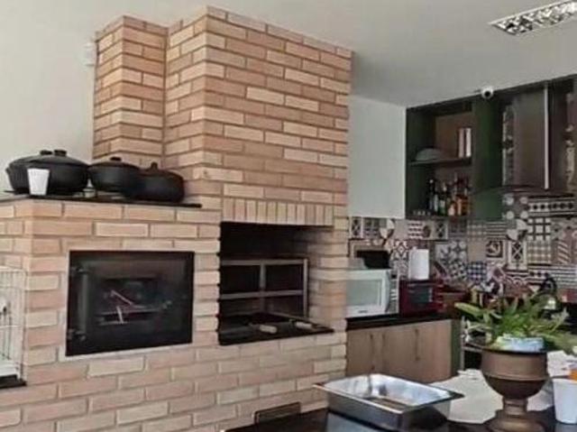 Casa venda em Região Imediata de São José dos Campos, Região Metropolitana do Vale do Paraíba e Litoral Norte