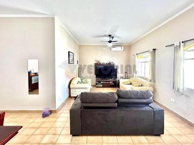 Casa venda em Região Imediata de Caraguatatuba-Ubatuba-São Sebastião, Região Metropolitana do Vale do Paraíba e Litoral Norte
