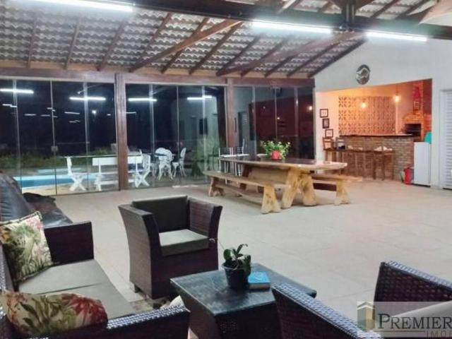 Casa venda em Região Geográfica Imediata de Anápolis, Região Integrada de Desenvolvimento do Distrito Federal e Entorno