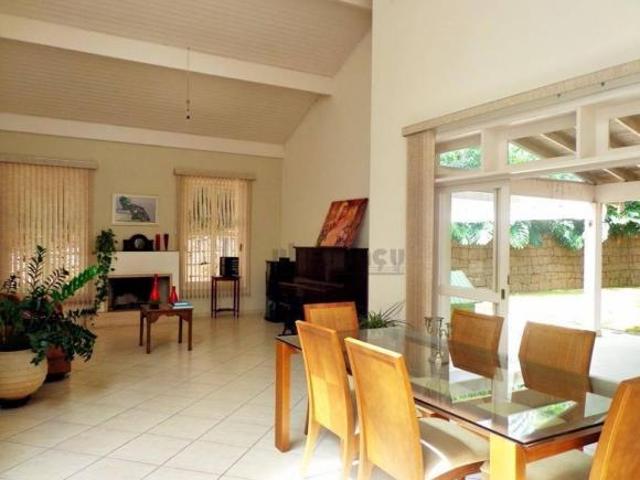 Casa venda em Mairinque