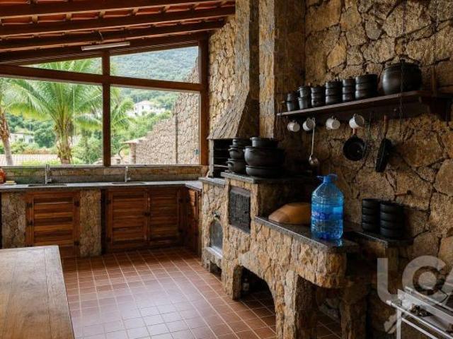Casa venda em Caraguatatuba