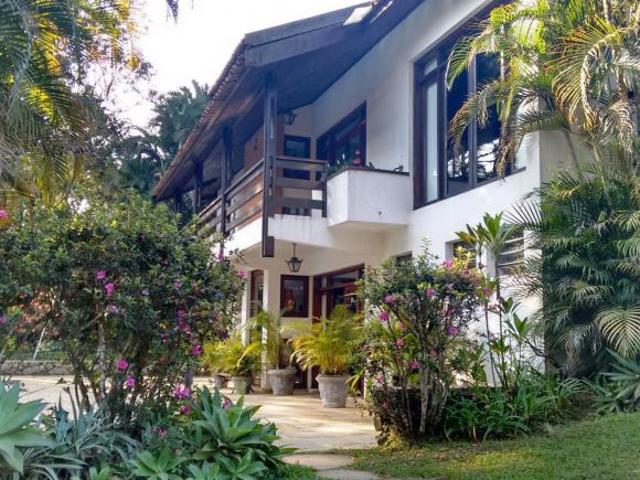 Casa venda em Embu das Artes