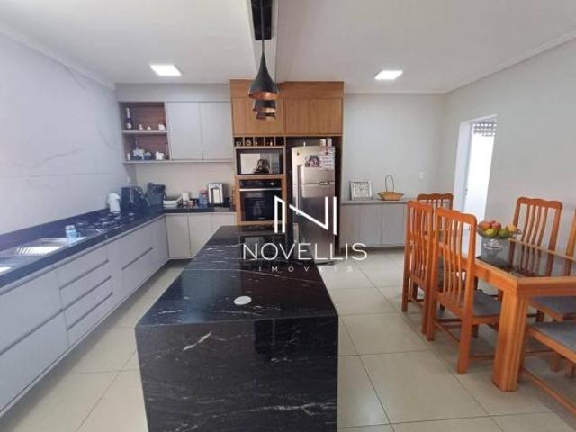 Casa venda em Região Imediata de São José dos Campos, Região Metropolitana do Vale do Paraíba e Litoral Norte