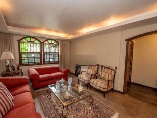 Casa venda em Regional Centro-Sul, Belo Horizonte