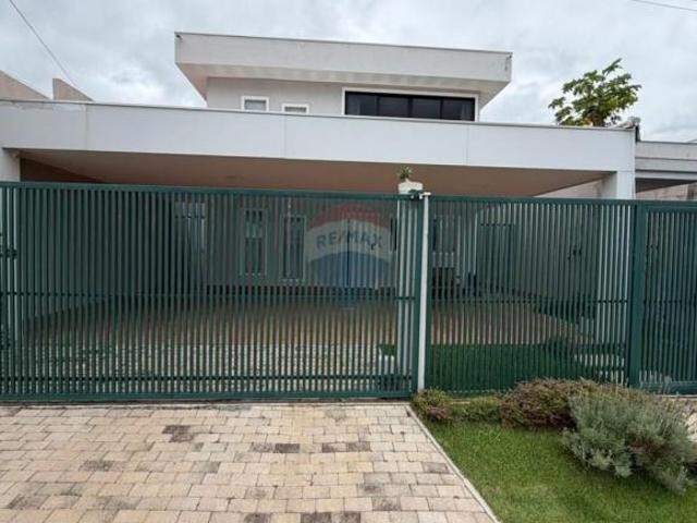 Casa venda em Região Geográfica Imediata do Distrito Federal, Região Integrada de Desenvolvimento do Distrito Federal e Entorno