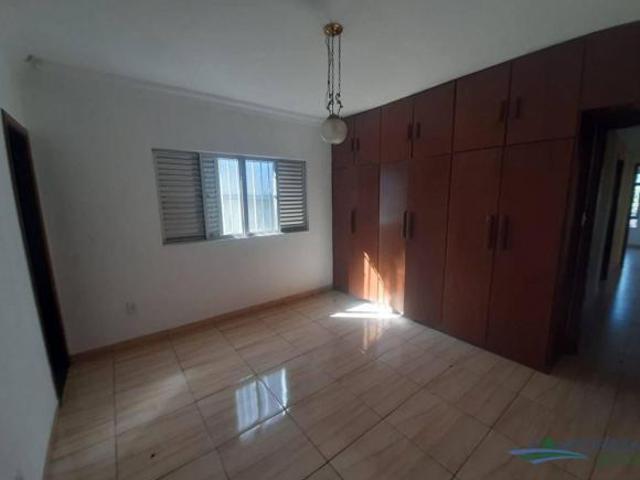 Casa venda em Região Geográfica Imediata de Londrina, Londrina