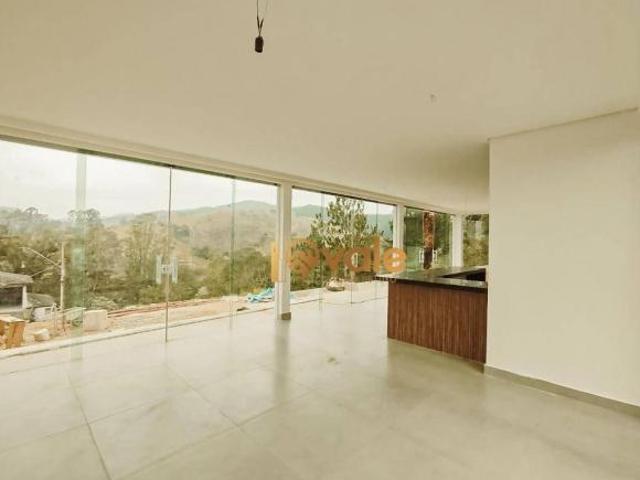 Casa venda em Região Imediata de São José dos Campos, Região Metropolitana do Vale do Paraíba e Litoral Norte