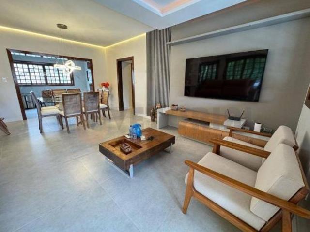 Casa venda em Região Imediata de Caraguatatuba-Ubatuba-São Sebastião, Região Metropolitana do Vale do Paraíba e Litoral Norte