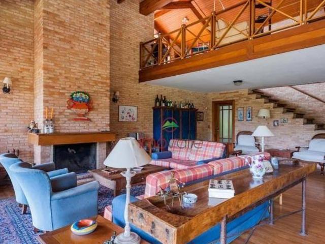 Casa venda em Região Imediata de Taubaté-Pindamonhangaba, Região Metropolitana do Vale do Paraíba e Litoral Norte